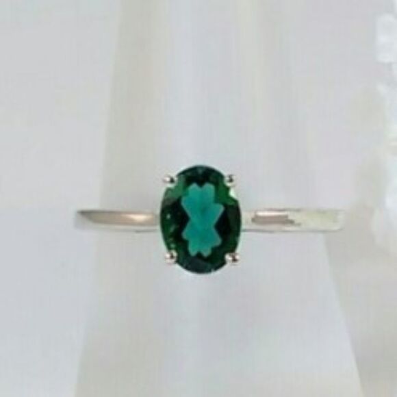 Emerald Solitaire Ring 1.2 Carats Ring Size 7 - Picture 4 of 6